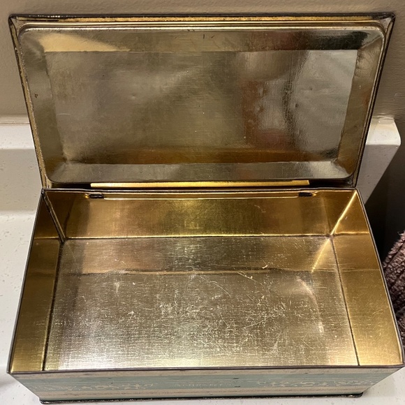 Vintage 1920 Louis Sherry Candy Tin - Picture 6 of 6